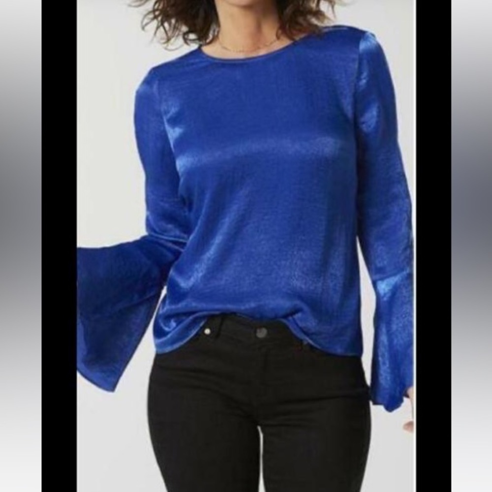 NWT JACLYN SMITH holiday classic satin blue bell sleeves blouse Size M